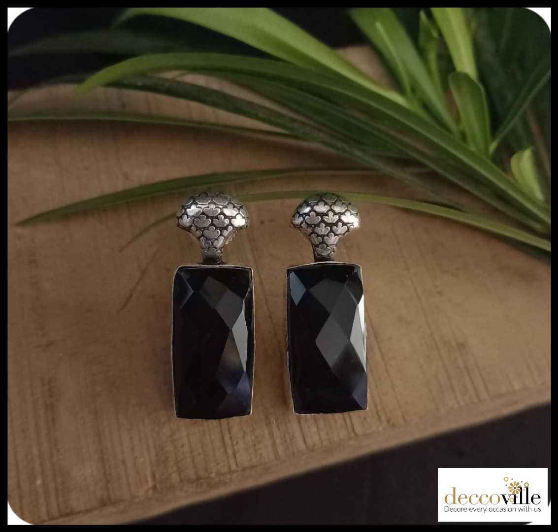 Classy Delight Pestel Earring