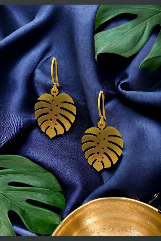 Monstera leaf Earrings