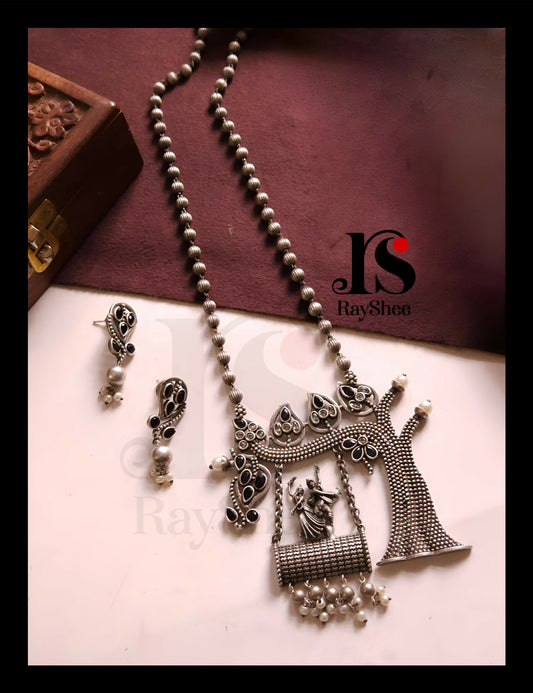 Radha Krishna Pendant Set