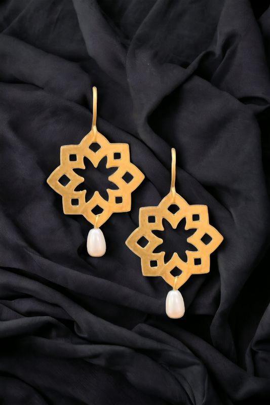 Round Nakshi with Pearls Earrings