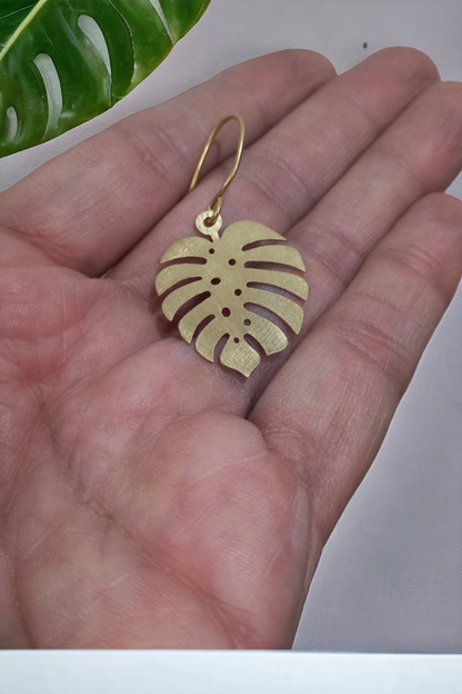 Monstera leaf Earrings